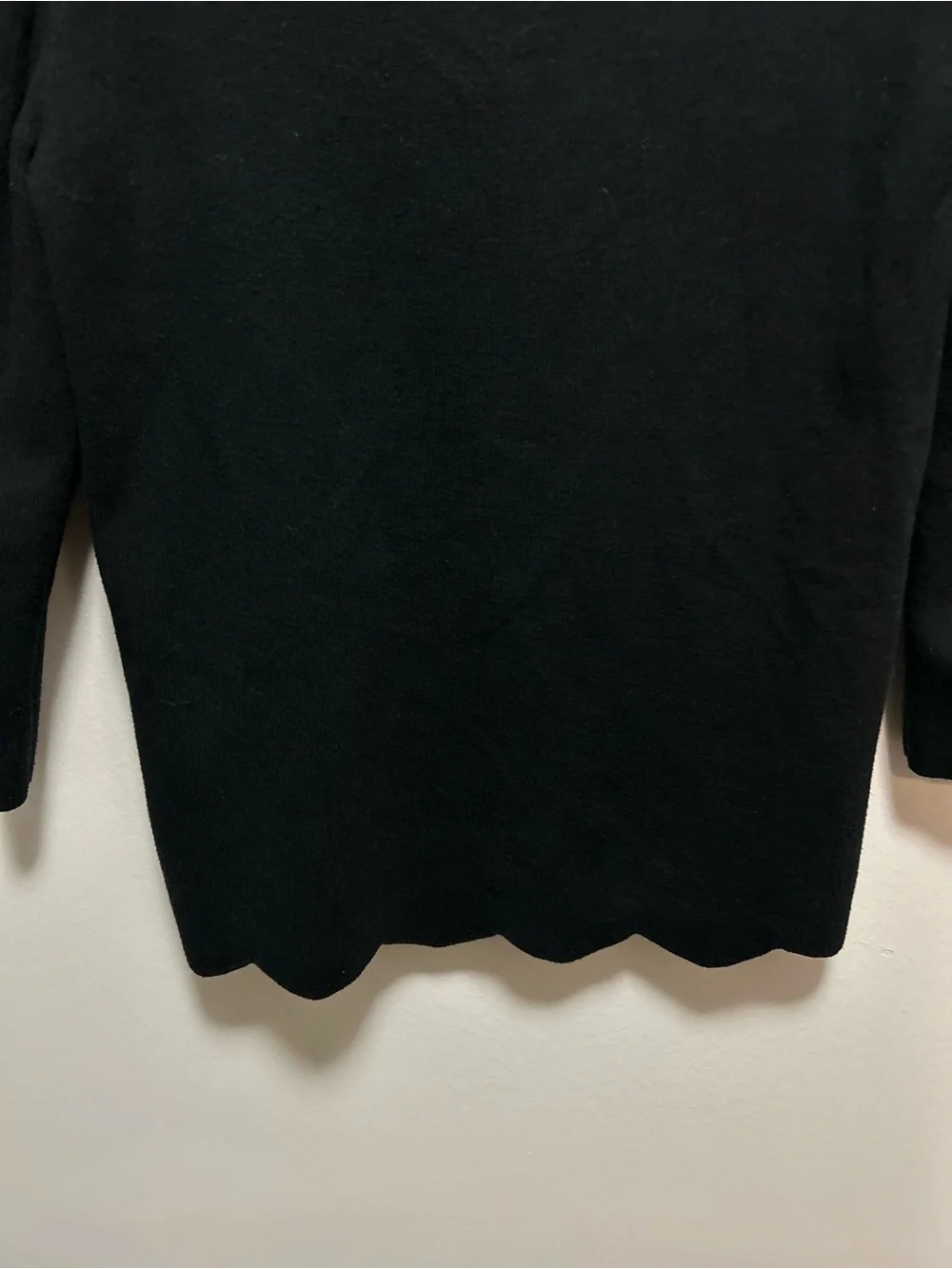 Halogen Chic Black Scallop Edge Sweater Medium Petite Minimalist Cotton Blend